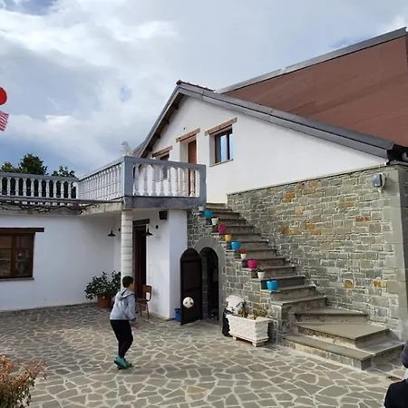 Guest house Shuaipaj Saraqinishte