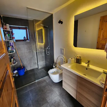 Shuaipaj Guest house *