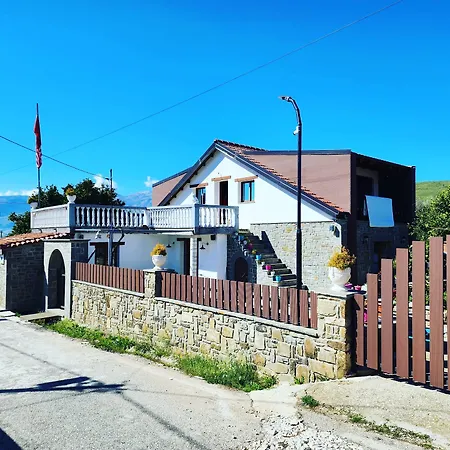 Shuaipaj Guest house *