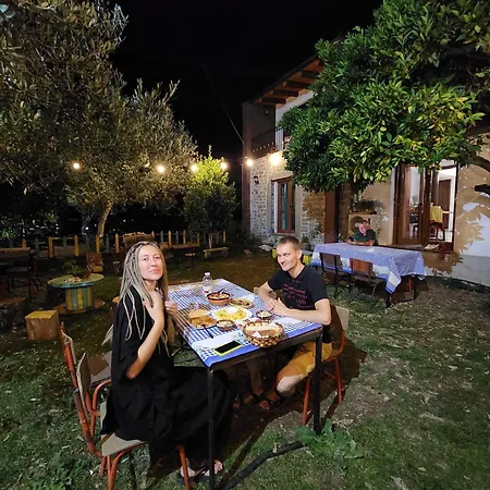 Shuaipaj 3* Saraqinishtë