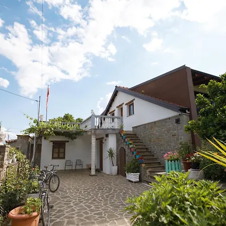 Shuaipaj Guest house